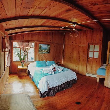 Mindo Glambird Glamping & Lodge Exterior photo