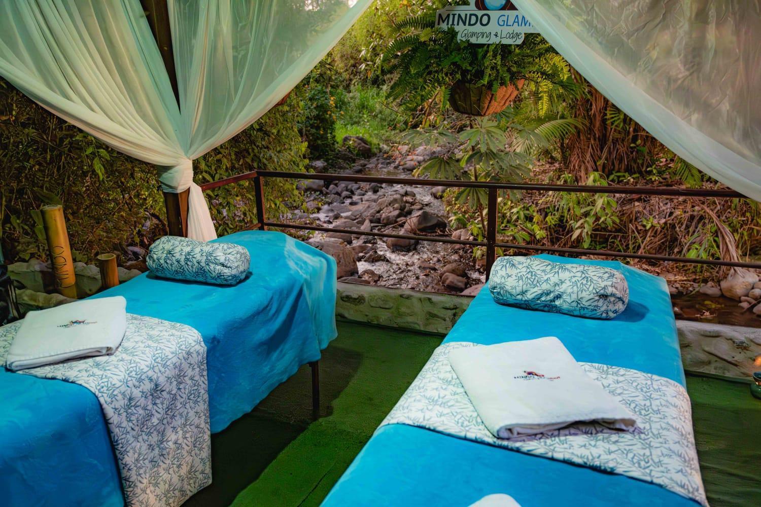 Mindo Glambird Glamping & Lodge Exterior photo