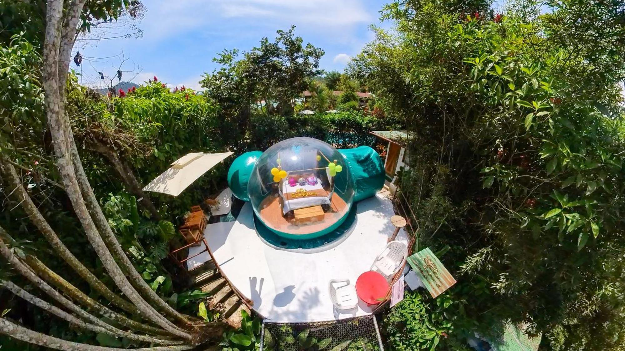 Mindo Glambird Glamping & Lodge Exterior photo