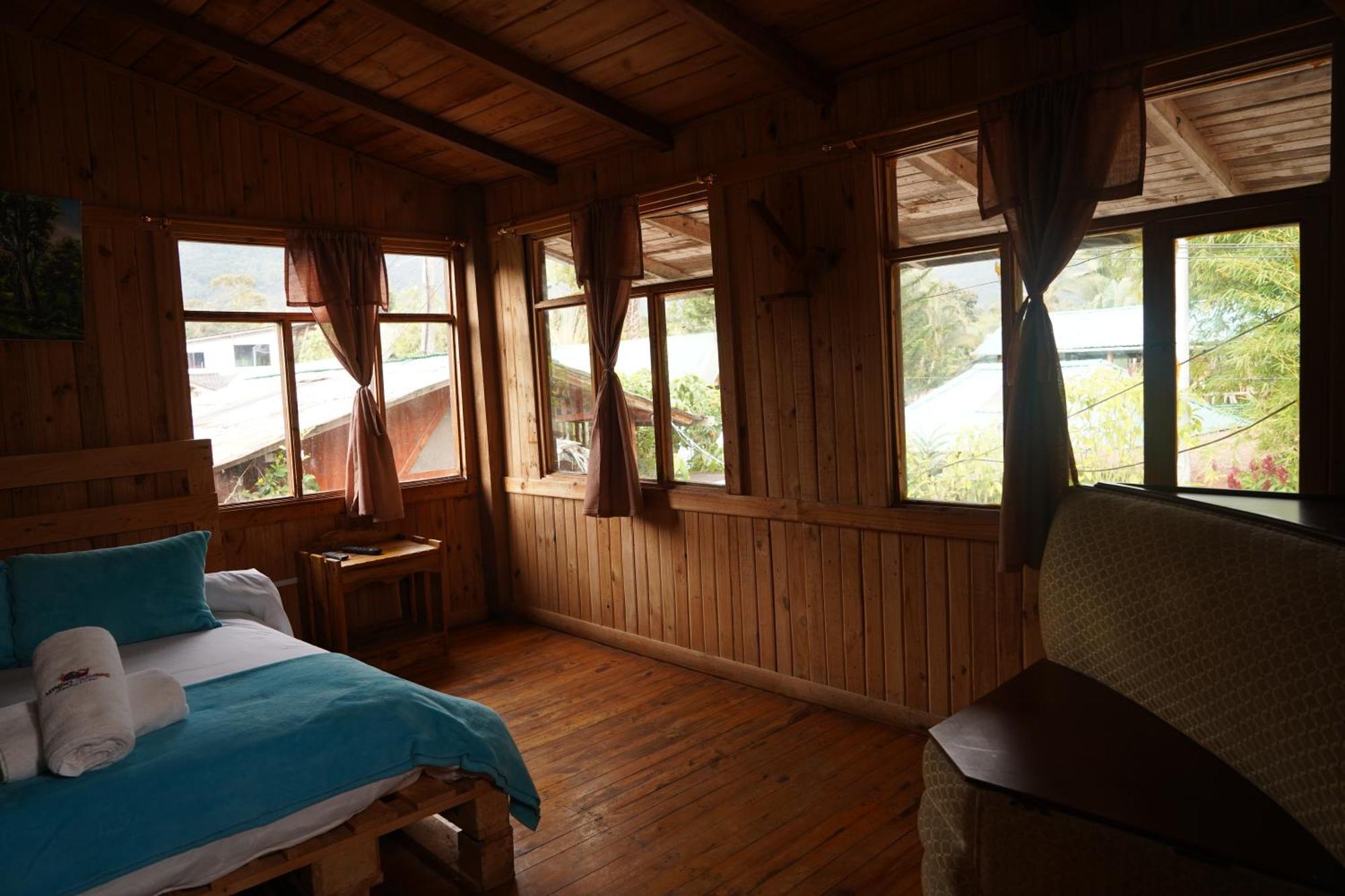 Mindo Glambird Glamping & Lodge Exterior photo